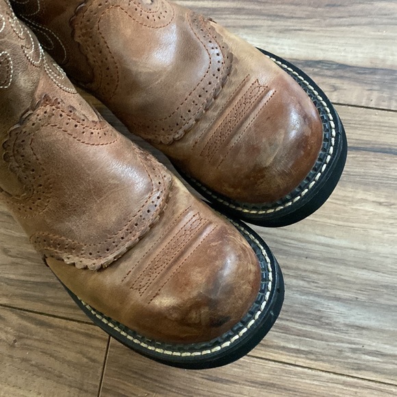 Ariat Boot - Picture 5 of 9